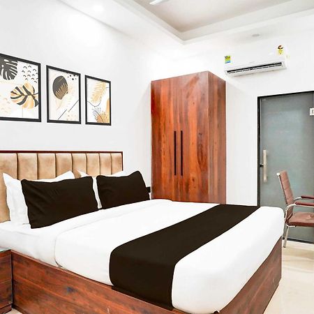 Super Hotel O Global 뉴델리 외부 사진