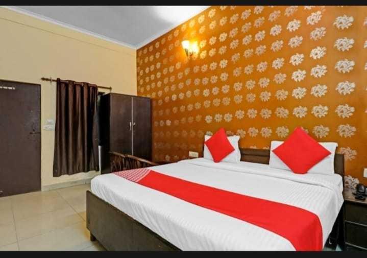 Super Hotel O Global 뉴델리 외부 사진